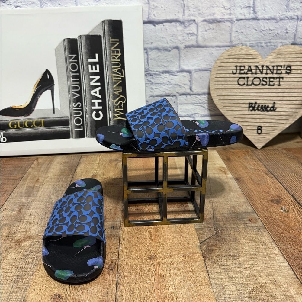 COACH Udele Embossed Logo Pool Slides Sandals 10
